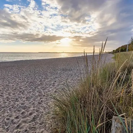 Ostseeparadies Mit Garten, 3 Zimmer, Strandnah Scharbeutz