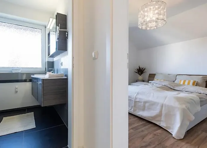 Apartamento Ostseeparadies Mit Garten, 3 Zimmer, Strandnah *